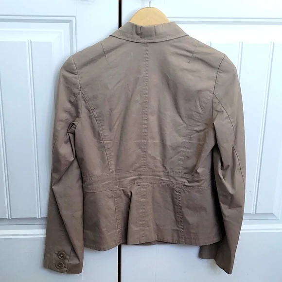 Spring jacket - Picture 2 of 3